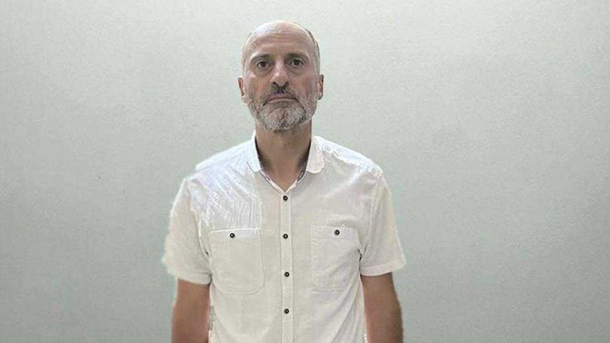 Cihat Yıldız, FETÖ firarisi Adil Öksüz’ü yurt dışına kaçırdığı iddiasıyla hakim karşısında