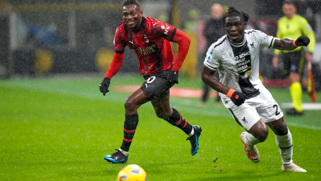 Galatasaray’ın gündemindeki Ebosele Başakşehir’de
