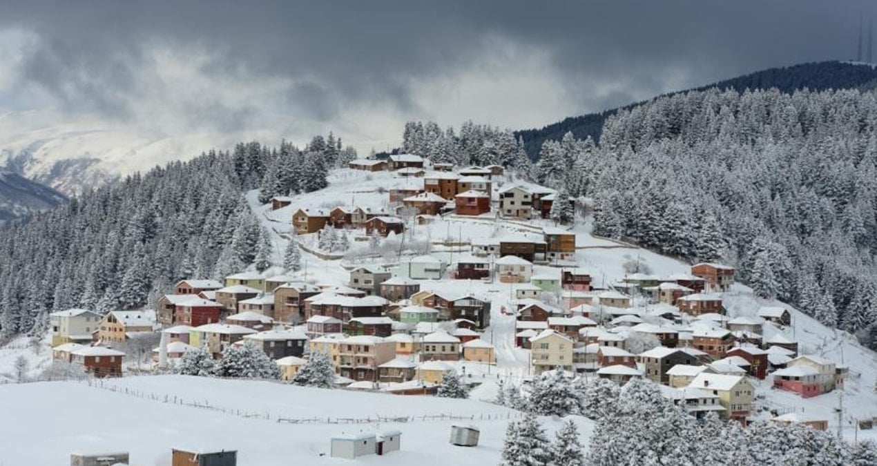 Giresun’da 23 köy yolunda karla mücadele devam ediyor