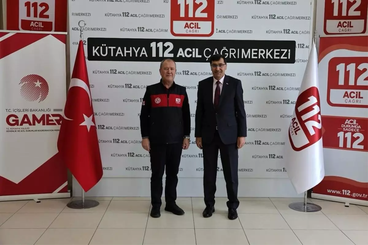 Kütahya Belediye Başkanı Kahveci, 112 Acil Çağrı Merkezini Ziyaret Etti