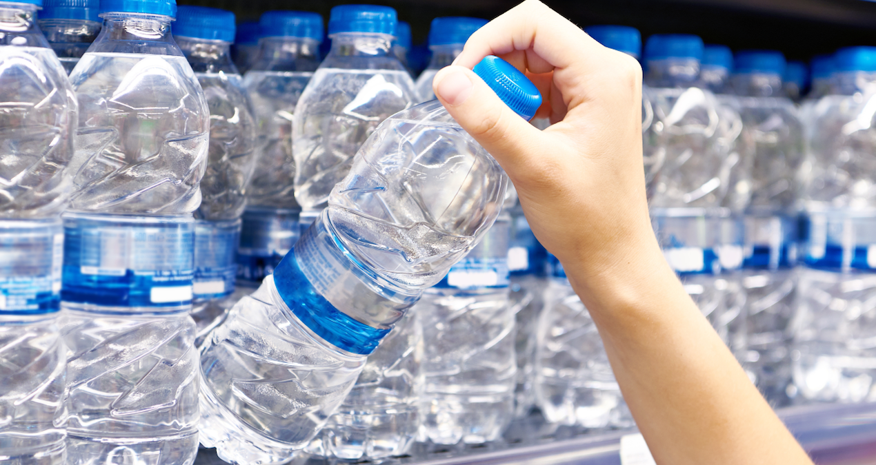 Ünlü su markasına dava açıldı: Otizme ve kansere neden oluyor… ‘Reklamları durdurun’