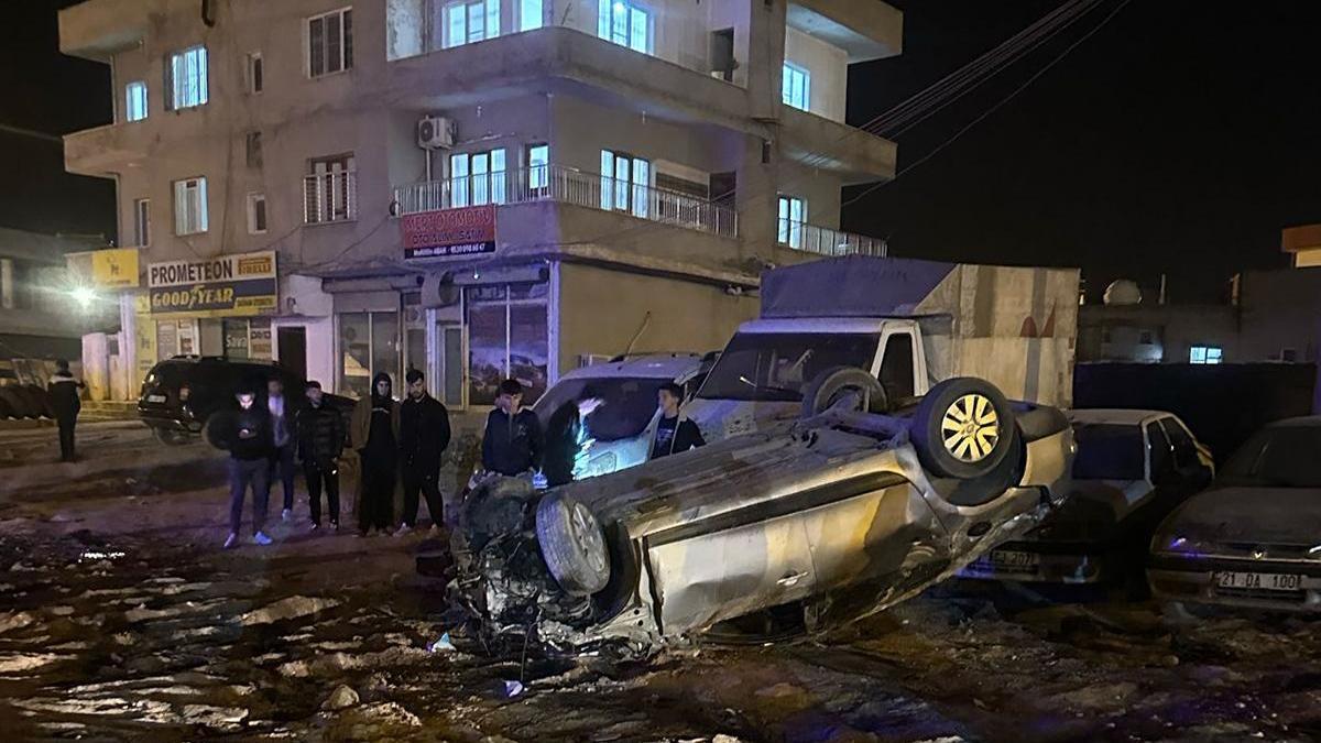 Halı saha maçı dönüşü feci kaza! Hastaneye kaldırıldılar