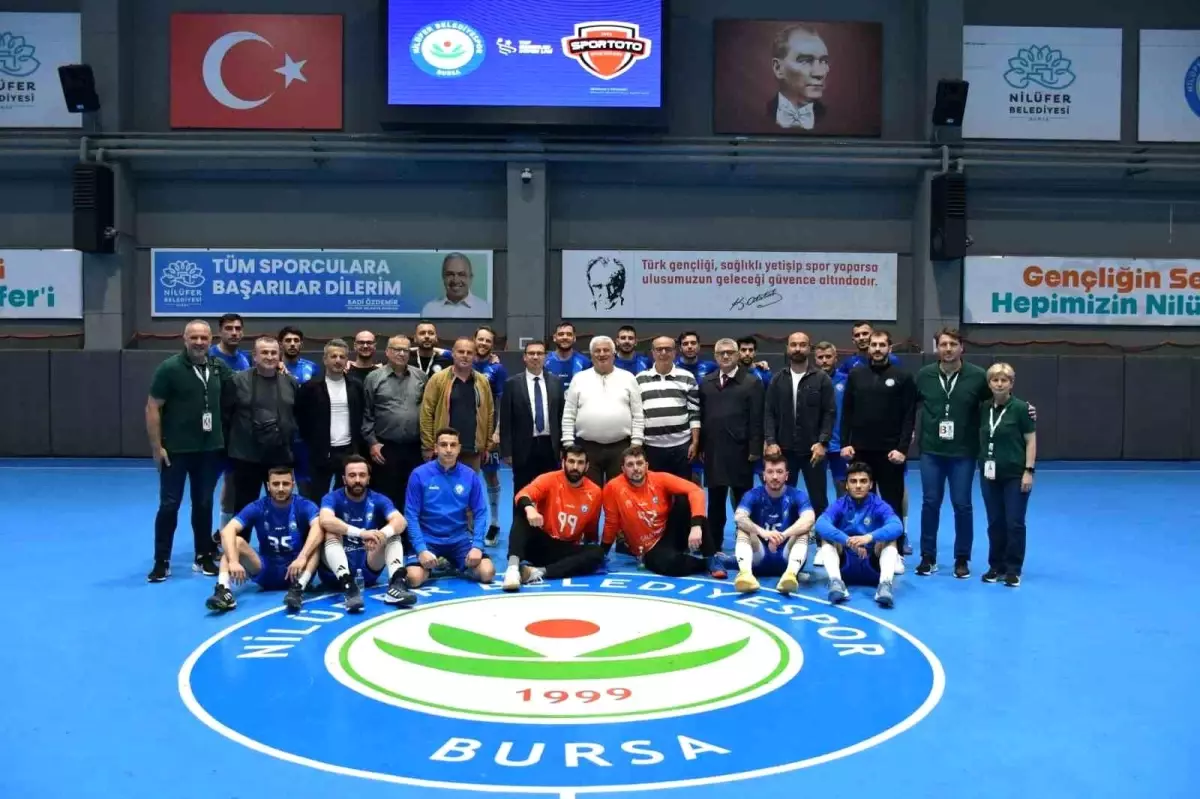 Nilüfer Belediyespor Erkek Hentbol Takımı, Spor Toto’yu 31-22 Yenerek İkinci Sıradaki Yerini Sağlamlaştırdı