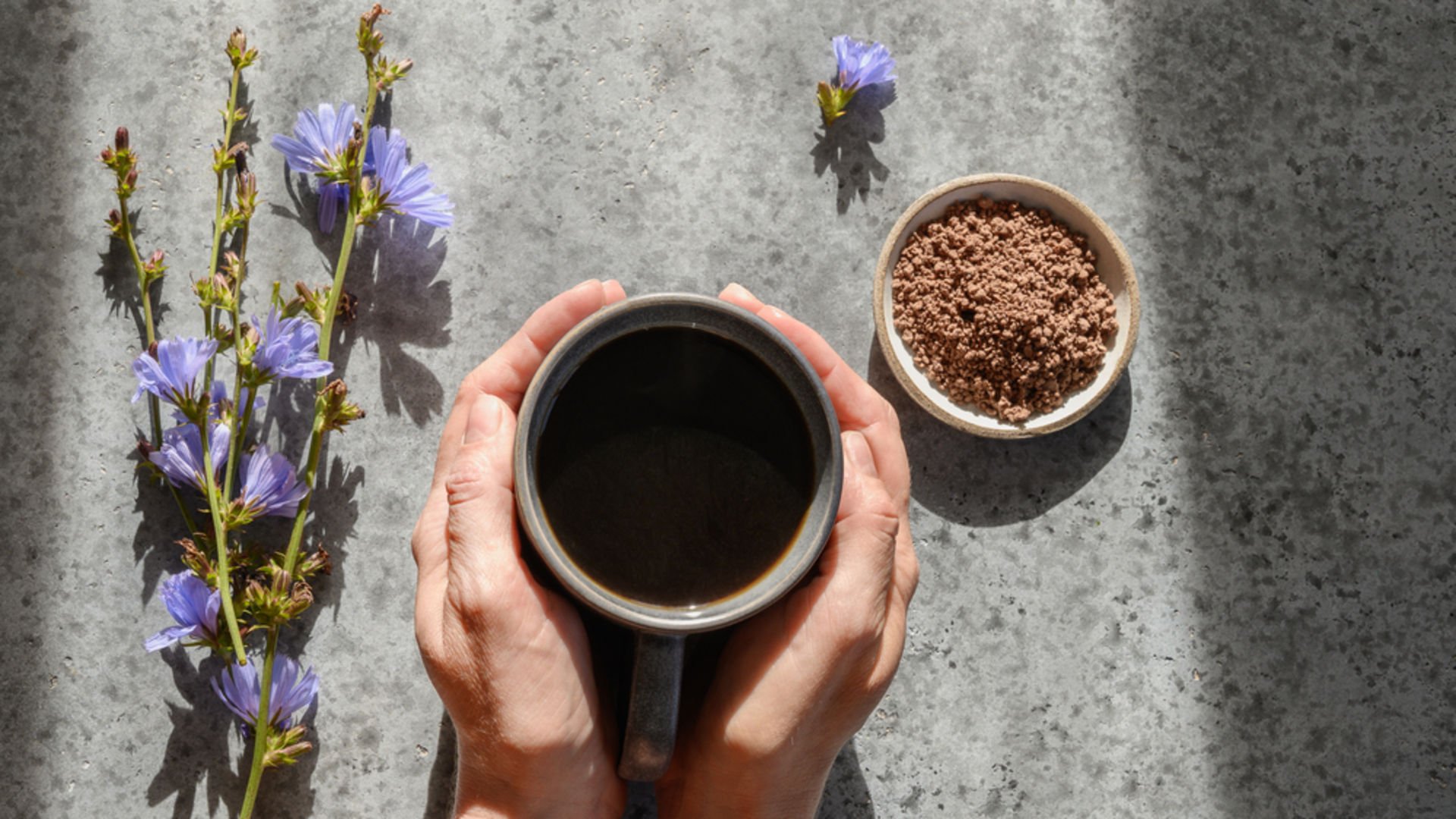 Sevmediğiniz insanlarla aynı ortamda durabilmenin yolları