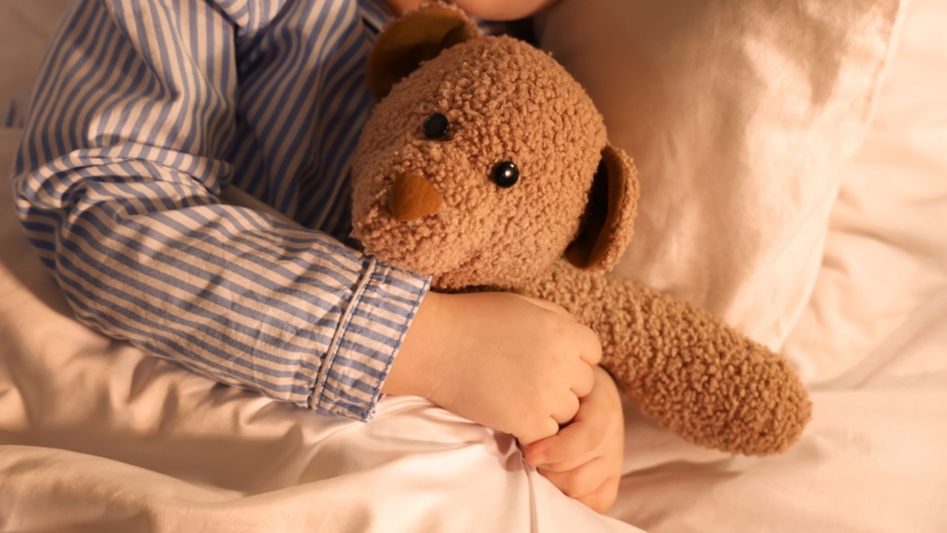 Gece terörü nedir? Gece terörü nedenleri nelerdir? Gece terörü tedavisi nasıldır?